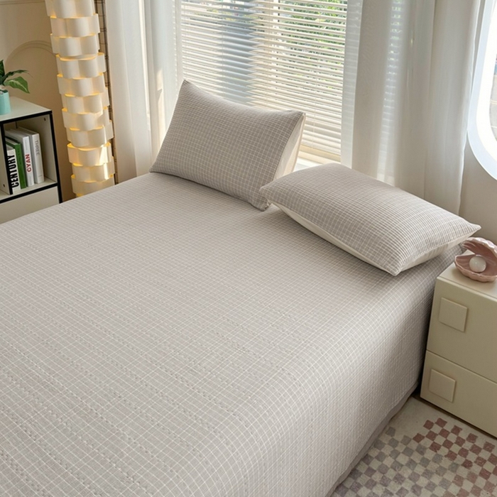 91家纺网 家纺一手货源 找家纺 梦精灵家纺 2026新款全棉纯棉色织水洗棉四件套绗缝夹棉床盖防滑床单四季通用米单人学生宿舍 罗恩-灰