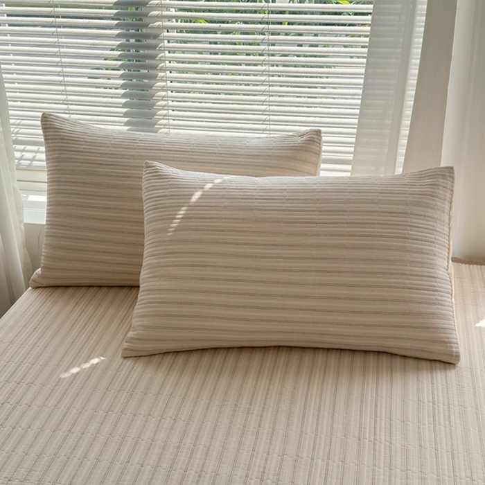 91家纺网 家纺一手货源 找家纺 梦精灵家纺 2026新款全棉纯棉色织水洗棉四件套绗缝夹棉床盖防滑床单四季通用米单人学生宿舍 维多利亚-米