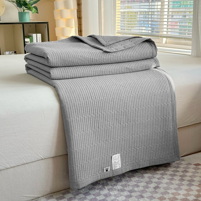 91家纺网 家纺一手货源 找家纺 梦精灵家纺 2026新款全棉纯棉色织水洗棉四件套绗缝夹棉床盖防滑床单四季通用米单人学生宿舍 雅灰