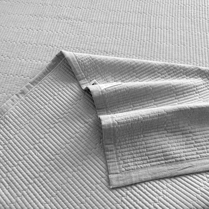 91家纺网 家纺一手货源 找家纺 梦精灵家纺 2026新款全棉纯棉色织水洗棉四件套绗缝夹棉床盖防滑床单四季通用米单人学生宿舍 雅灰