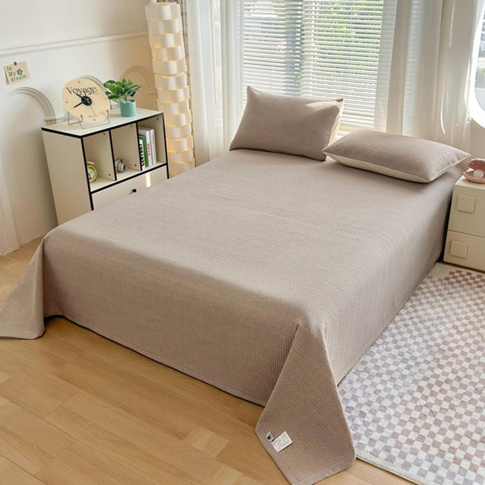 91家纺网 家纺一手货源 找家纺 梦精灵家纺 2026新款全棉纯棉色织水洗棉四件套绗缝夹棉床盖防滑床单四季通用米单人学生宿舍 棕咖