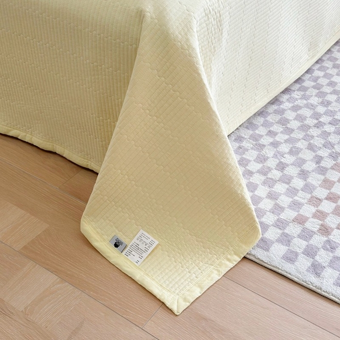 91家纺网 家纺一手货源 找家纺 梦精灵家纺 2026新款全棉纯棉色织水洗棉四件套绗缝夹棉床盖防滑床单四季通用米单人学生宿舍 鹅黄