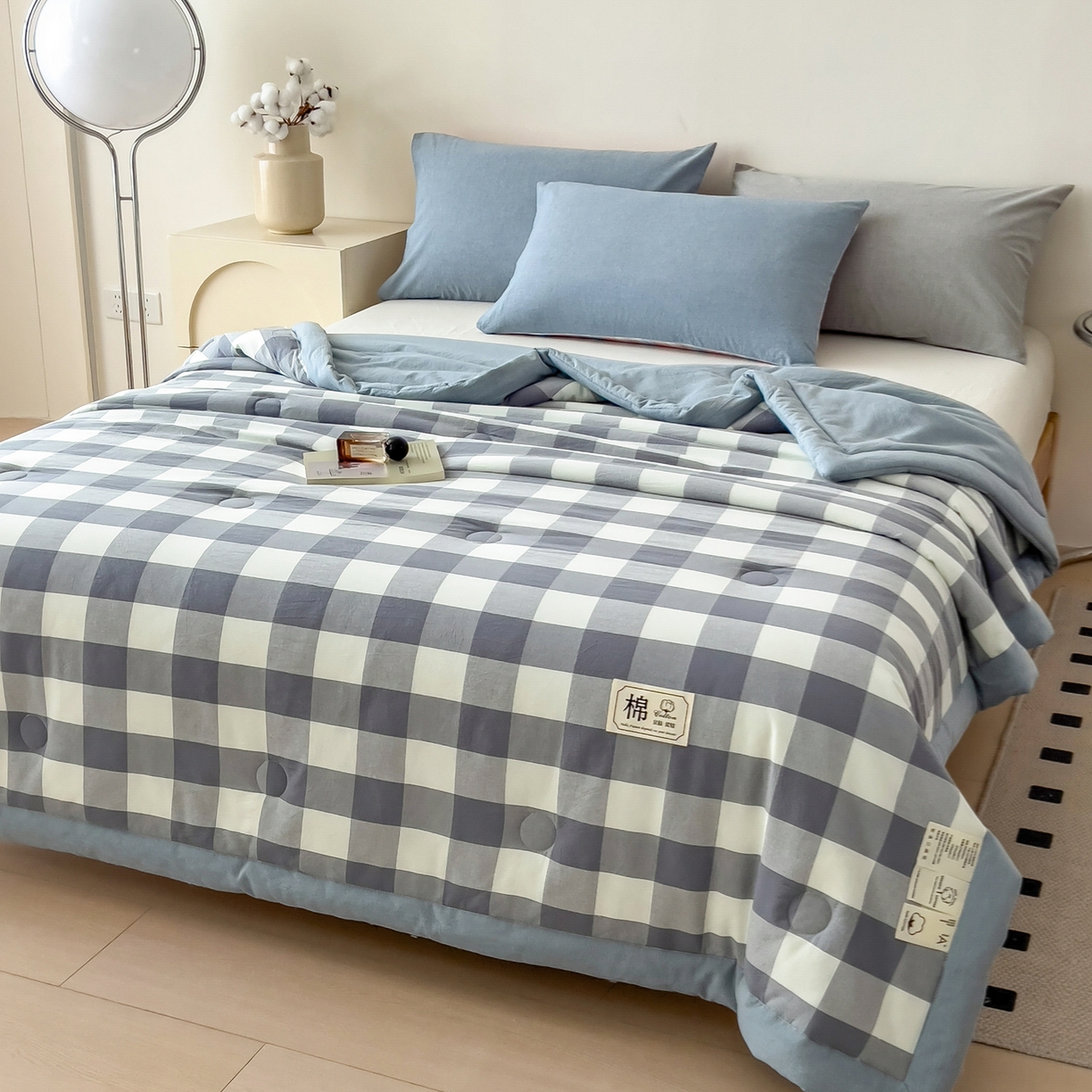 91家纺网 家纺一手货源 找家纺 好尚居 2026新款亲肤水洗棉格子夏被夏凉被空调被 蓝小格