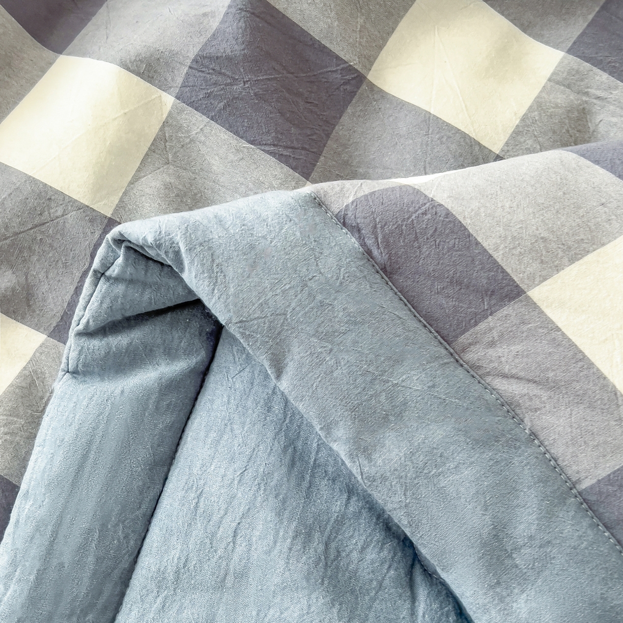 91家纺网 家纺一手货源 找家纺 好尚居 2026新款亲肤水洗棉格子夏被夏凉被空调被 蓝小格