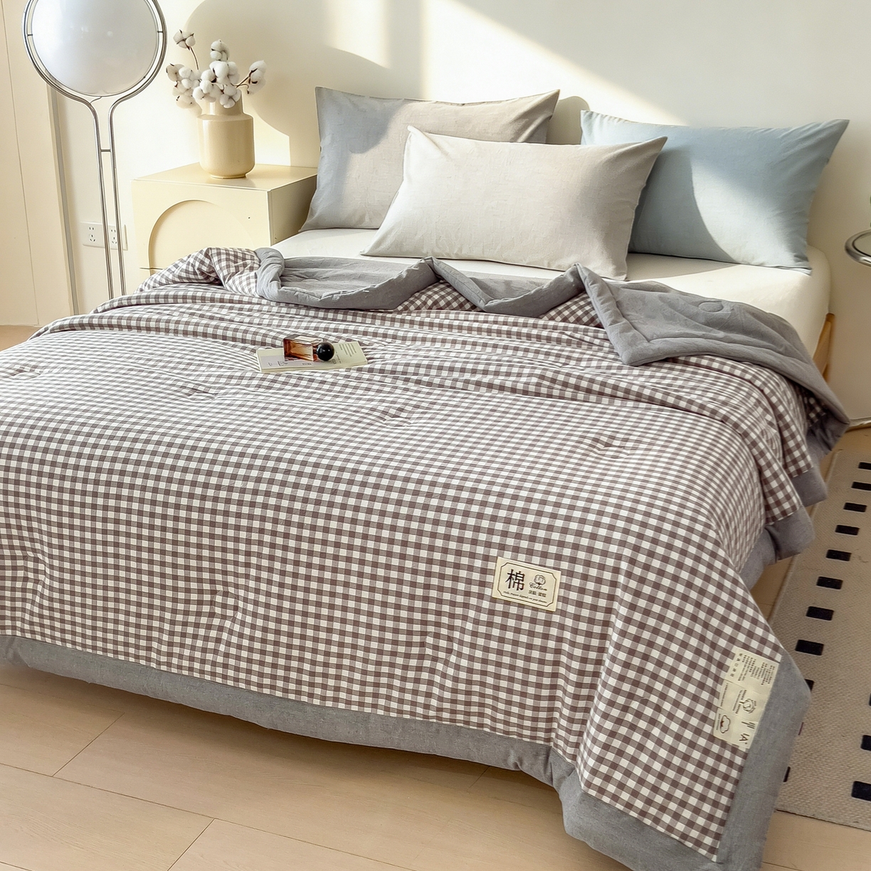 91家纺网 家纺一手货源 找家纺 好尚居 2026新款亲肤水洗棉格子夏被夏凉被空调被 灰小格