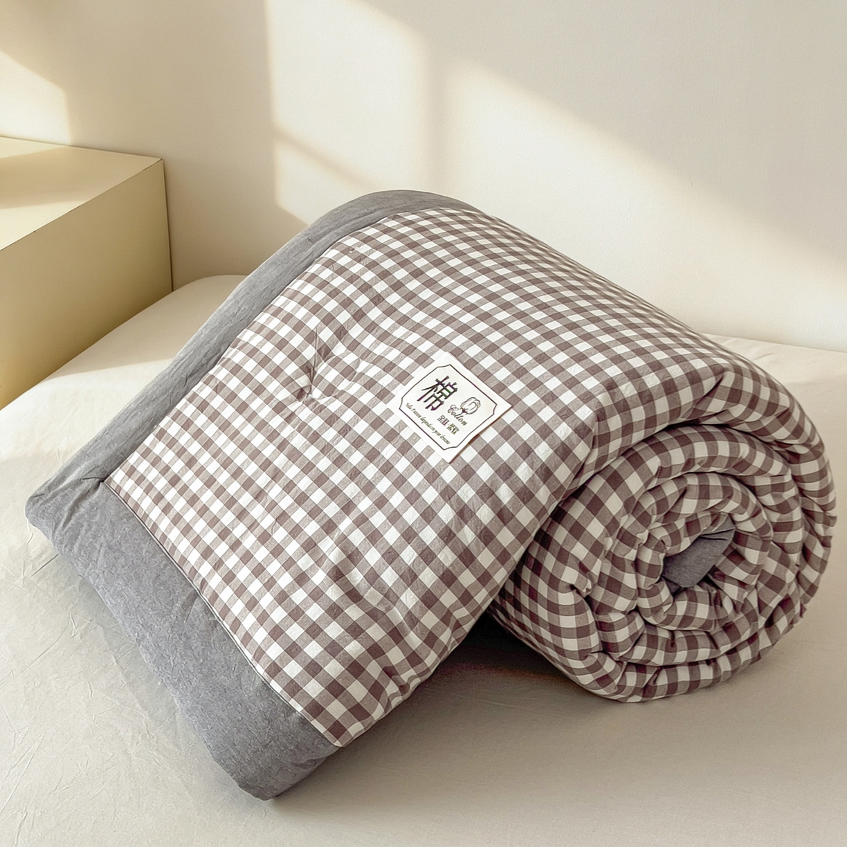 91家纺网 家纺一手货源 找家纺 好尚居 2026新款亲肤水洗棉格子夏被夏凉被空调被 灰小格