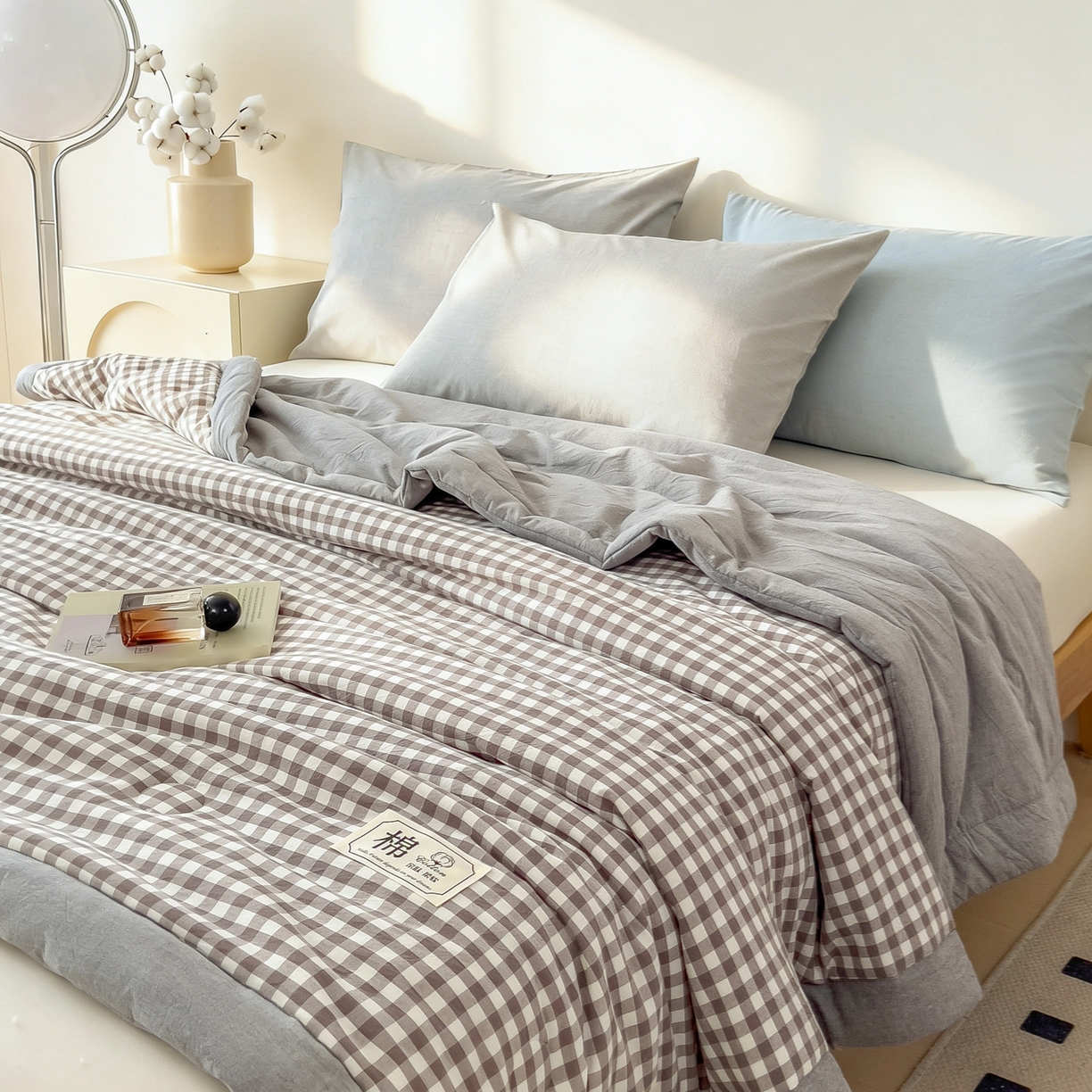 91家纺网 家纺一手货源 找家纺 好尚居 2026新款亲肤水洗棉格子夏被夏凉被空调被 灰小格