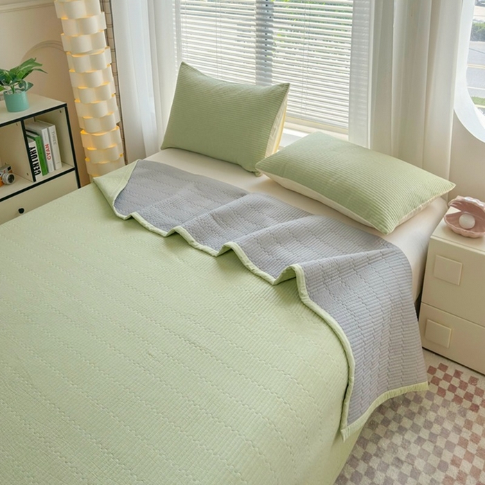 91家纺网 家纺一手货源 找家纺 梦精灵家纺 2026新款全棉纯棉色织水洗棉四件套绗缝夹棉床盖防滑床单四季通用米单人学生宿舍 幻影绿