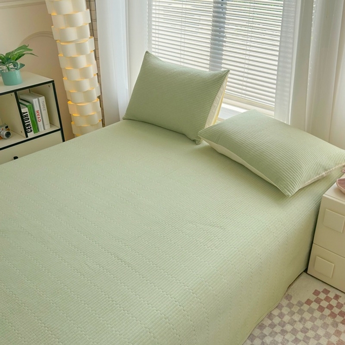 91家纺网 家纺一手货源 找家纺 梦精灵家纺 2026新款全棉纯棉色织水洗棉四件套绗缝夹棉床盖防滑床单四季通用米单人学生宿舍 幻影绿