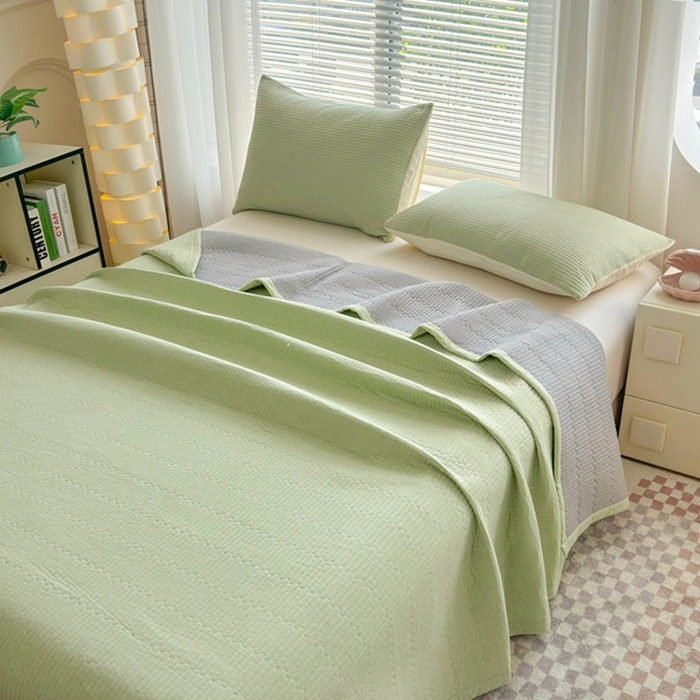 91家纺网 家纺一手货源 找家纺 梦精灵家纺 2026新款全棉纯棉色织水洗棉四件套绗缝夹棉床盖防滑床单四季通用米单人学生宿舍 幻影绿