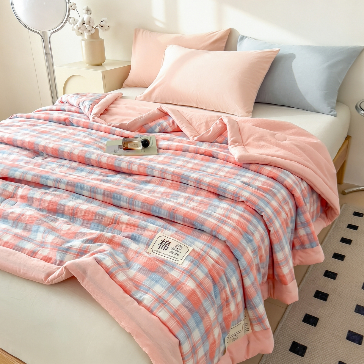 91家纺网 家纺一手货源 找家纺 好尚居 2026新款亲肤水洗棉格子夏被夏凉被空调被 雅致粉