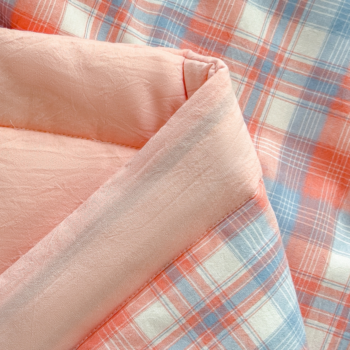 91家纺网 家纺一手货源 找家纺 好尚居 2026新款亲肤水洗棉格子夏被夏凉被空调被 雅致粉