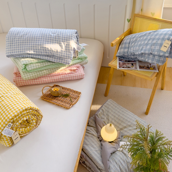 91家纺网 家纺一手货源 找家纺 （总）桔禾家纺 2026新款水洗云朵棉无印风格子大豆夏被夏凉被空调被直播爆款