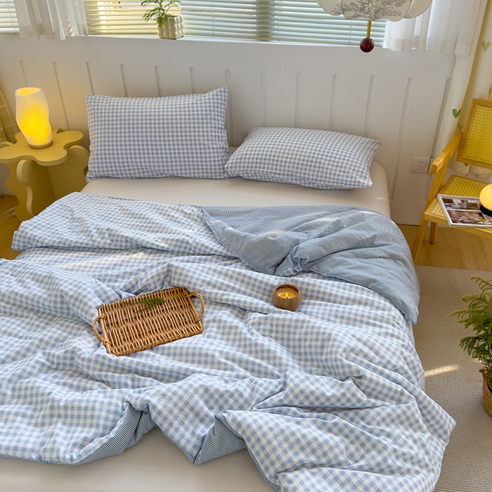 91家纺网 家纺一手货源 找家纺 桔禾家纺 2026新款水洗云朵棉无印风格子大豆夏被夏凉被空调被直播爆款 蓝小格