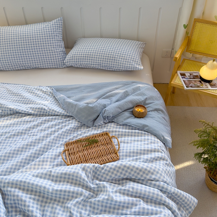 91家纺网 家纺一手货源 找家纺 桔禾家纺 2026新款水洗云朵棉无印风格子大豆夏被夏凉被空调被直播爆款 蓝小格