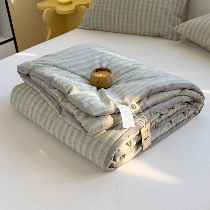 91家纺网 家纺一手货源 找家纺 桔禾家纺 2026新款水洗云朵棉无印风格子大豆夏被夏凉被空调被直播爆款 咖大格