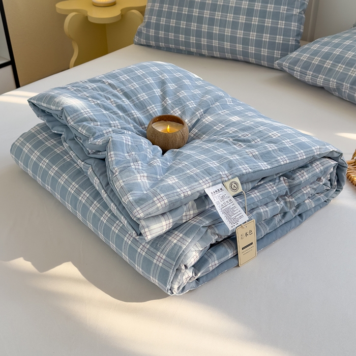 91家纺网 家纺一手货源 找家纺 桔禾家纺 2026新款水洗云朵棉无印风格子大豆夏被夏凉被空调被直播爆款 蓝大格