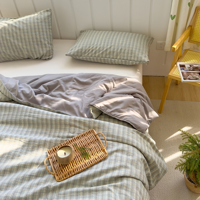 91家纺网 家纺一手货源 找家纺 桔禾家纺 2026新款水洗云朵棉无印风格子大豆夏被夏凉被空调被直播爆款 咖大格