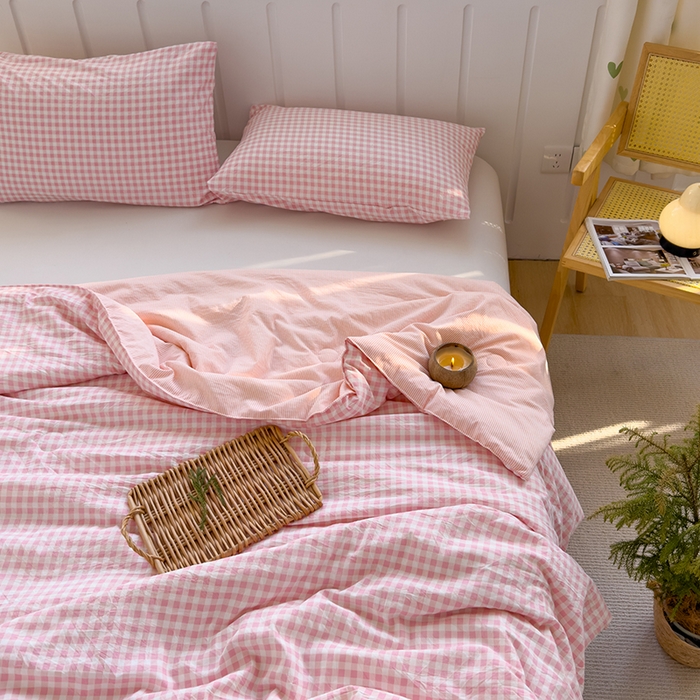 91家纺网 家纺一手货源 找家纺 桔禾家纺 2026新款水洗云朵棉无印风格子大豆夏被夏凉被空调被直播爆款 粉小格