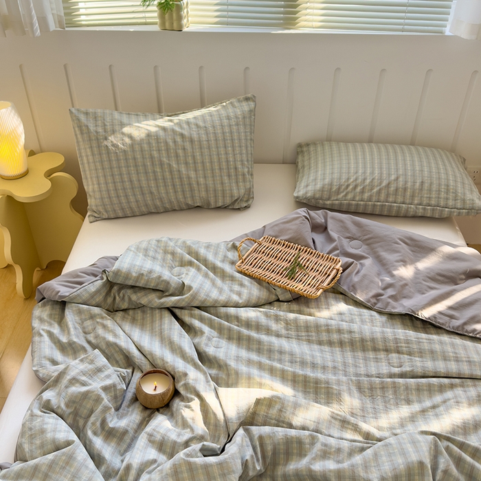 91家纺网 家纺一手货源 找家纺 桔禾家纺 2026新款水洗云朵棉无印风格子大豆夏被夏凉被空调被直播爆款 咖大格