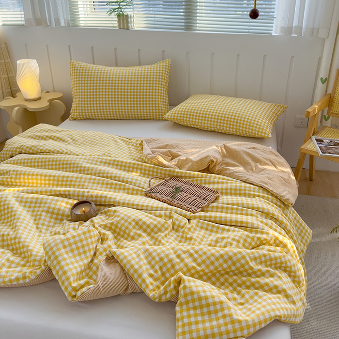 91家纺网 家纺一手货源 找家纺 桔禾家纺 2026新款水洗云朵棉无印风格子大豆夏被夏凉被空调被直播爆款 黄小格