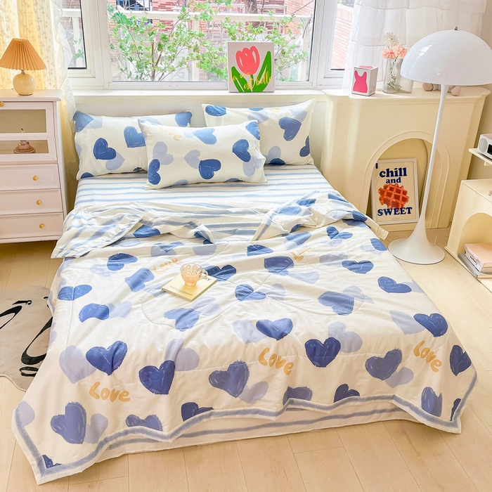 91家纺网 家纺一手货源 找家纺 格子铺 2026新款全棉纯棉印花棉花夏被夏凉被空调被 怦然心动