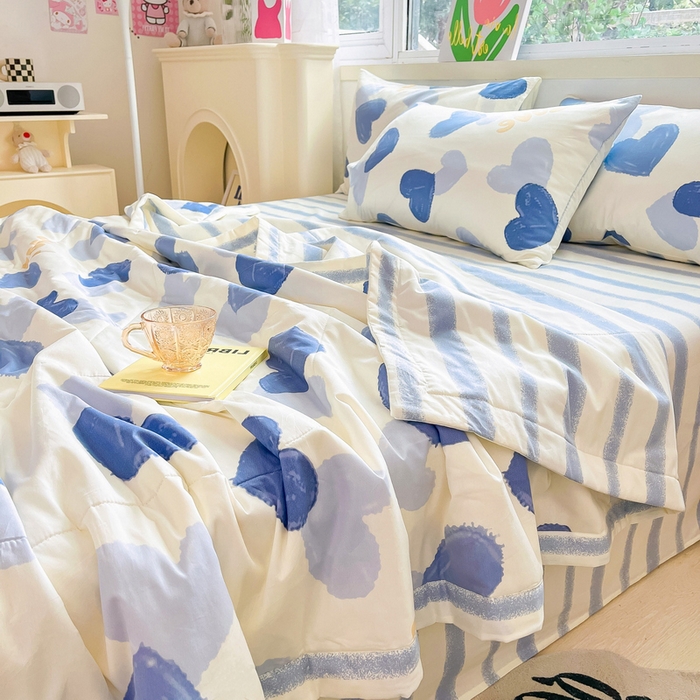 91家纺网 家纺一手货源 找家纺 格子铺 2026新款全棉纯棉印花棉花夏被夏凉被空调被 怦然心动