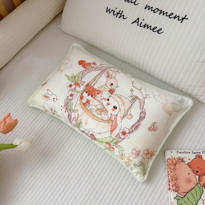 91家纺网 家纺一手货源 找家纺 萌宝家纺 2026新款A类60S全棉纯棉儿童枕套大版宝宝枕头枕芯 摇篮兔子