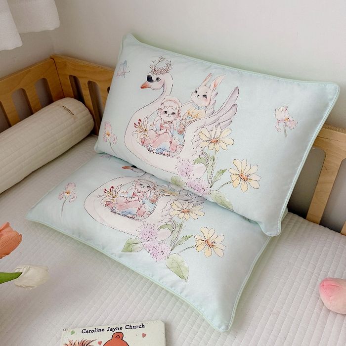 萌宝家纺 2026新款A类60S全棉纯棉儿童枕套大版宝宝枕头枕芯 天鹅湖