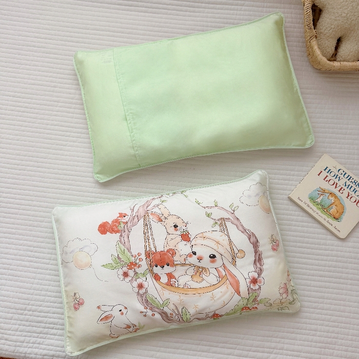 91家纺网 家纺一手货源 找家纺 萌宝家纺 2026新款A类60S全棉纯棉儿童枕套大版宝宝枕头枕芯 摇篮兔子