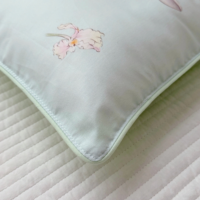 91家纺网 家纺一手货源 找家纺 萌宝家纺 2026新款A类60S全棉纯棉儿童枕套大版宝宝枕头枕芯 天鹅湖