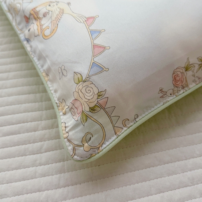 91家纺网 家纺一手货源 找家纺 萌宝家纺 2026新款A类60S全棉纯棉儿童枕套大版宝宝枕头枕芯 甜梦蛋糕