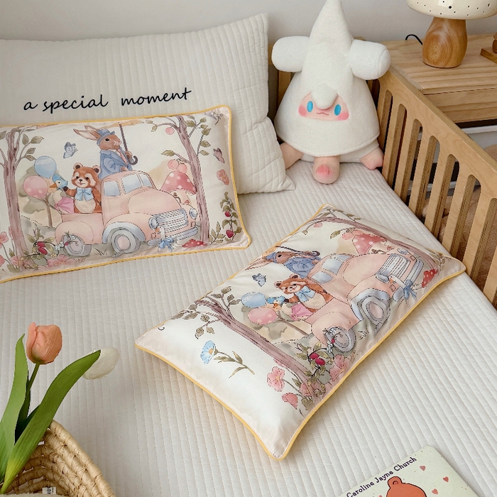 91家纺网 家纺一手货源 找家纺 萌宝家纺 2026新款A类60S全棉纯棉儿童枕套大版宝宝枕头枕芯 汽车旅行