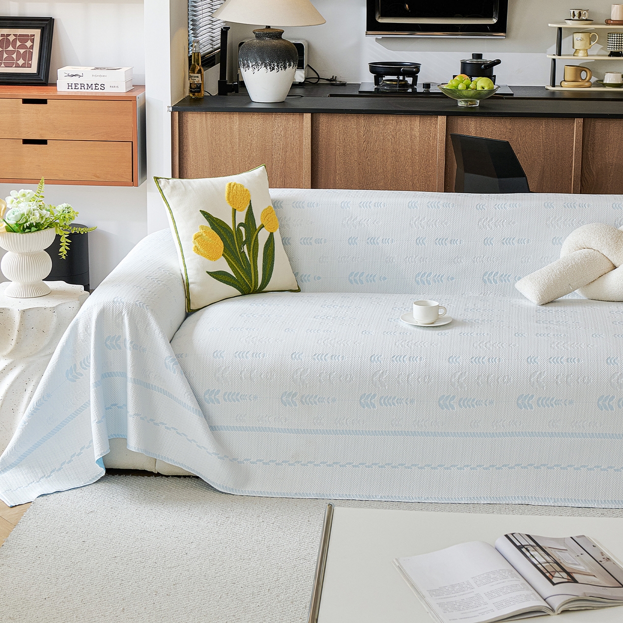 91家纺网 家纺一手货源 找家纺 卡初家居（原微来） 2026新款PE凉感冰丝沙发盖毯沙发巾系列 木槿-蓝