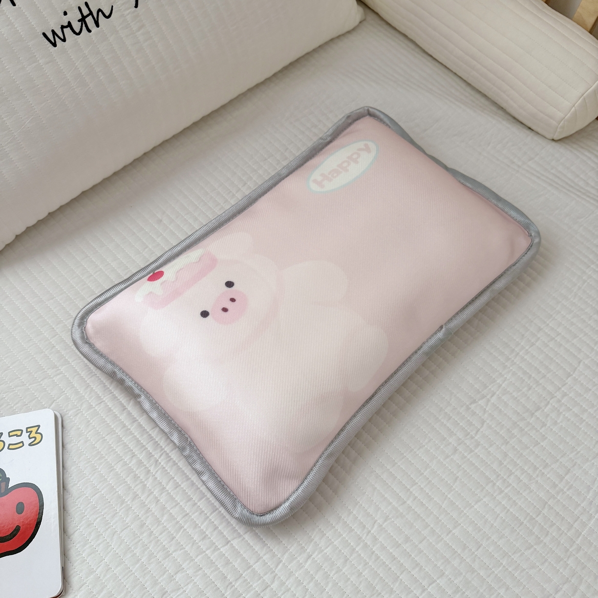 91家纺网 家纺一手货源 找家纺 萌宝家纺 2026新款夏季凉感儿童冰丝枕套双面冰藤枕枕头枕芯 小猪