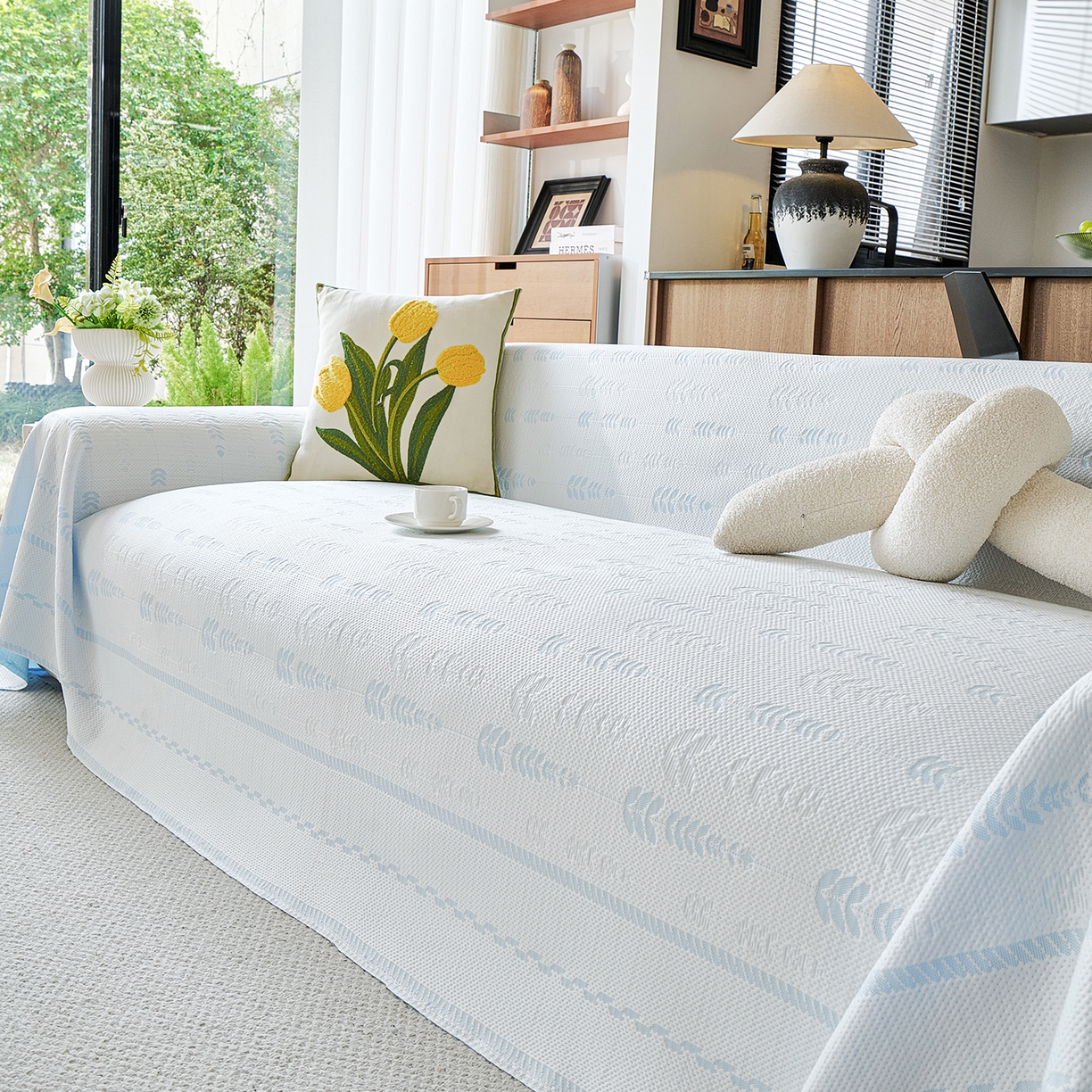 91家纺网 家纺一手货源 找家纺 卡初家居（原微来） 2026新款PE凉感冰丝沙发盖毯沙发巾系列 木槿-蓝