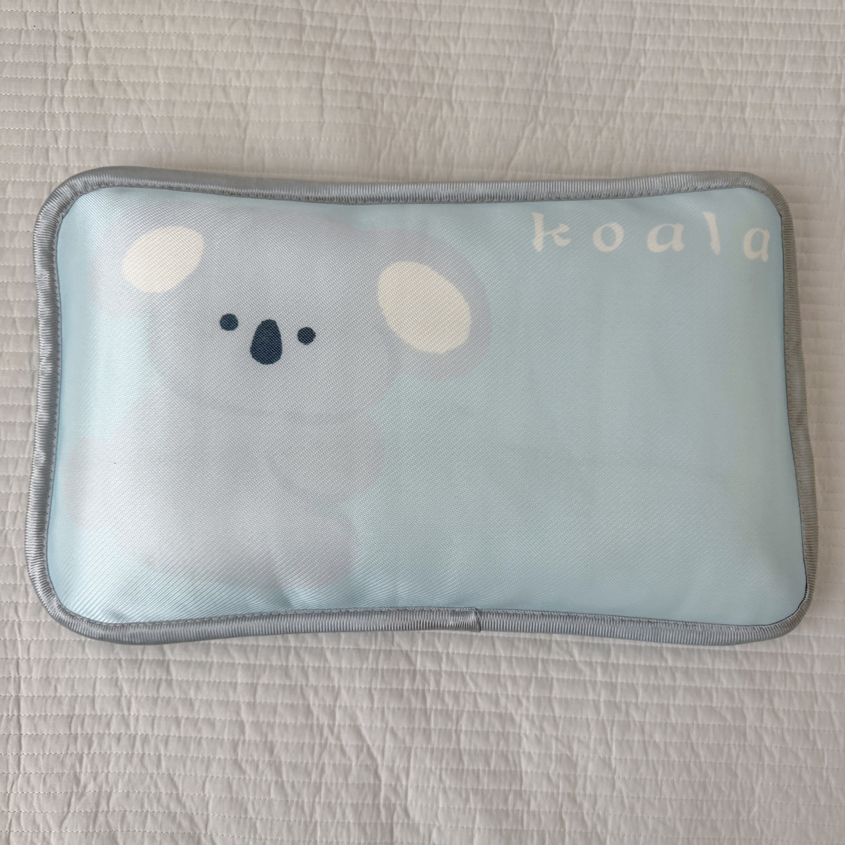 91家纺网 家纺一手货源 找家纺 萌宝家纺 2026新款夏季凉感儿童冰丝枕套双面冰藤枕枕头枕芯 考拉