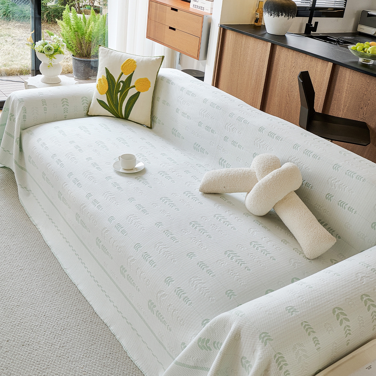 91家纺网 家纺一手货源 找家纺 卡初家居（原微来） 2026新款PE凉感冰丝沙发盖毯沙发巾系列 木槿-绿