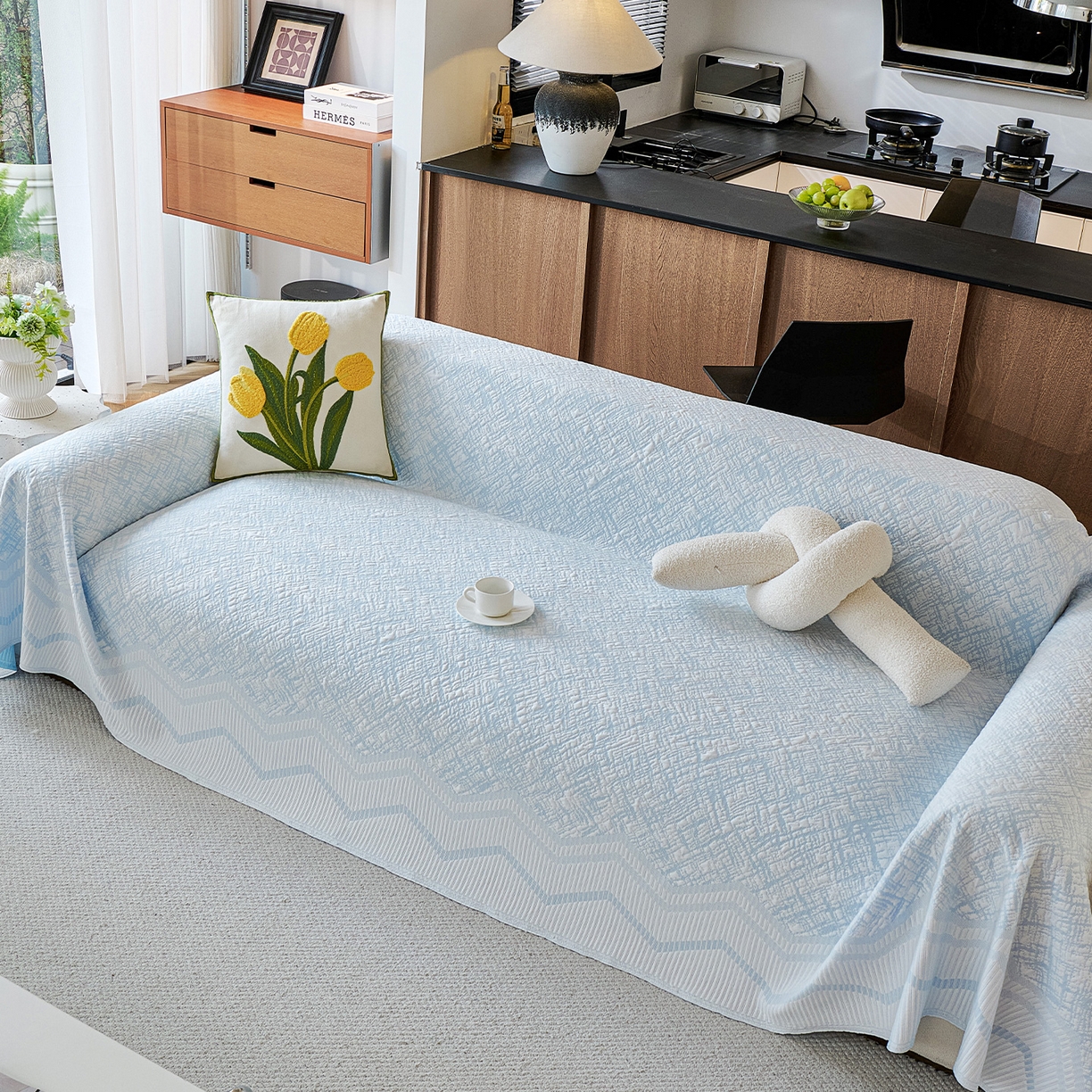 91家纺网 家纺一手货源 找家纺 卡初家居（原微来） 2026新款PE凉感冰丝沙发盖毯沙发巾系列 依恋-蓝