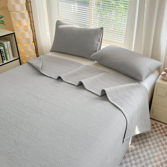 91家纺网 家纺一手货源 找家纺 梦精灵家纺 2026新款全棉床盖单件色织水洗棉绗缝夹棉床单 四季通用榻米防滑学生宿舍单人被套枕套 雅灰