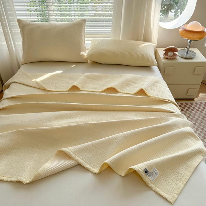 91家纺网 家纺一手货源 找家纺 梦精灵家纺 2026新款全棉床盖单件色织水洗棉绗缝夹棉床单 四季通用榻米防滑学生宿舍单人被套枕套 鹅黄