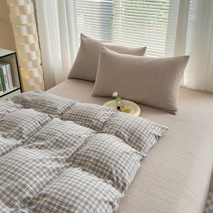 91家纺网 家纺一手货源 找家纺 梦精灵家纺 2026新款全棉床盖单件色织水洗棉绗缝夹棉床单 四季通用榻米防滑学生宿舍单人被套枕套 棕咖