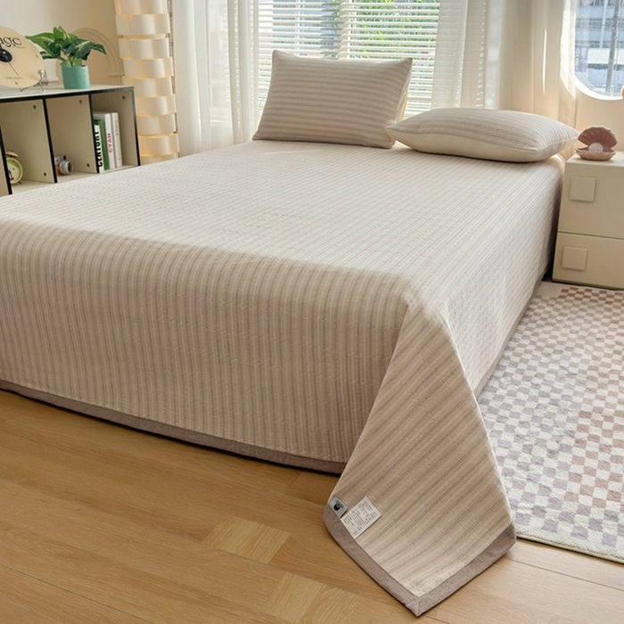 91家纺网 家纺一手货源 找家纺 梦精灵家纺 2026新款全棉床盖单件色织水洗棉绗缝夹棉床单 四季通用榻米防滑学生宿舍单人被套枕套 维多利亚米