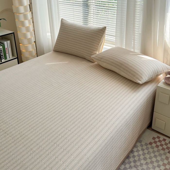 91家纺网 家纺一手货源 找家纺 梦精灵家纺 2026新款全棉床盖单件色织水洗棉绗缝夹棉床单 四季通用榻米防滑学生宿舍单人被套枕套 维多利亚米