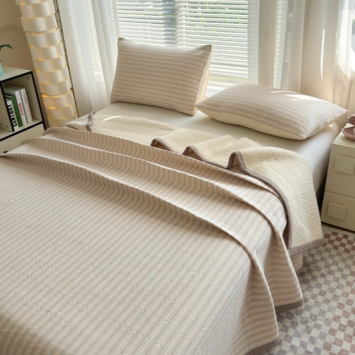 91家纺网 家纺一手货源 找家纺 梦精灵家纺 2026新款全棉床盖单件色织水洗棉绗缝夹棉床单 四季通用榻米防滑学生宿舍单人被套枕套 维多利亚米