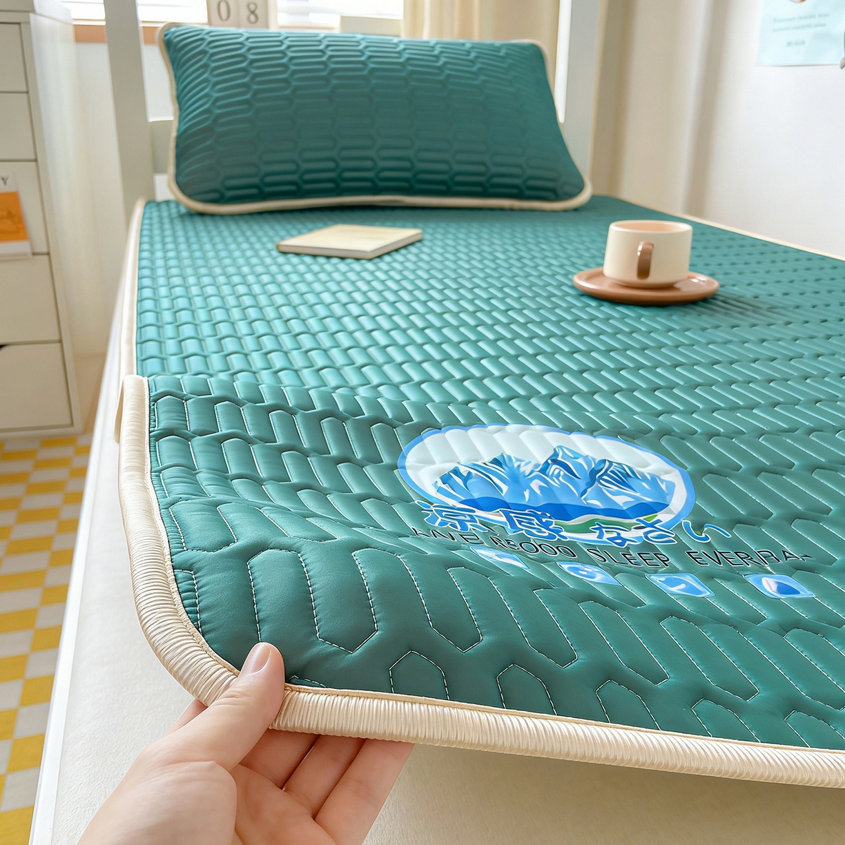 91家纺网 家纺一手货源 找家纺 奇丝雅 026新款夏季A类乳胶凉席冰丝席冰丝凉席学生宿舍单人席子软可机洗凉席-学生床 墨绿