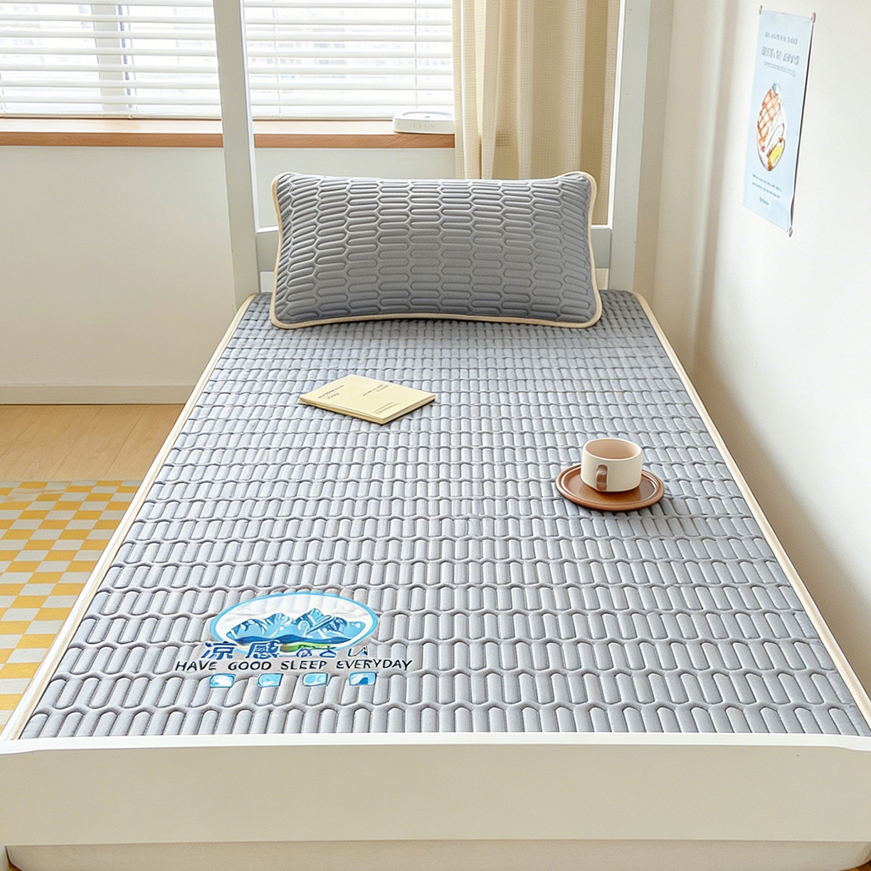 91家纺网 家纺一手货源 找家纺 奇丝雅 026新款夏季A类乳胶凉席冰丝席冰丝凉席学生宿舍单人席子软可机洗凉席-学生床 银灰