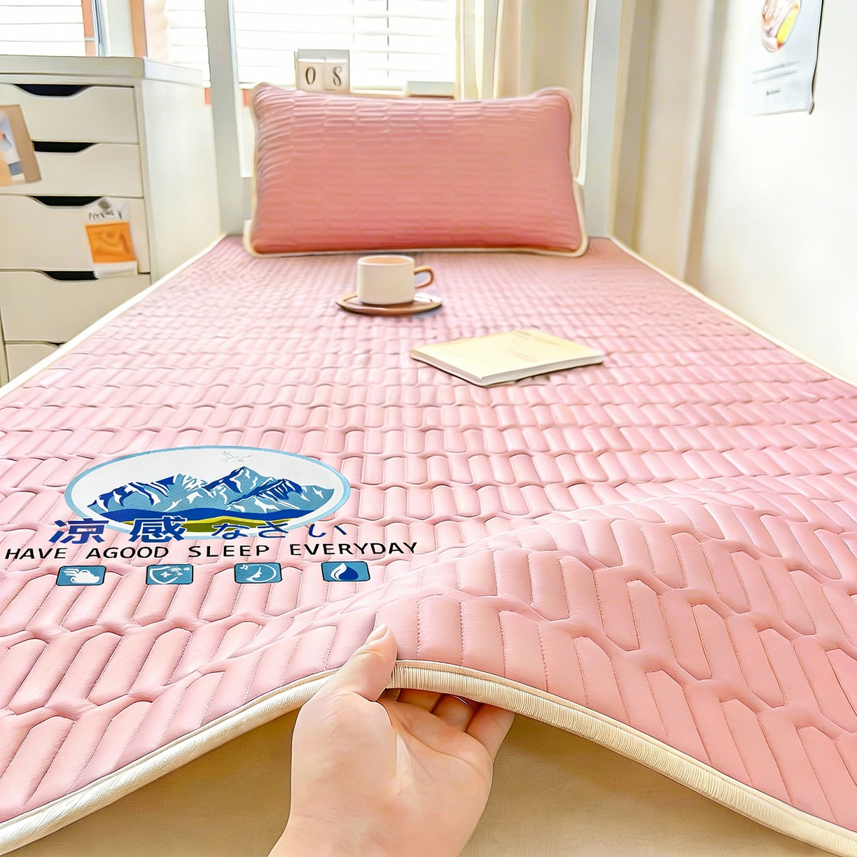 91家纺网 家纺一手货源 找家纺 奇丝雅 026新款夏季A类乳胶凉席冰丝席冰丝凉席学生宿舍单人席子软可机洗凉席-学生床 玉色