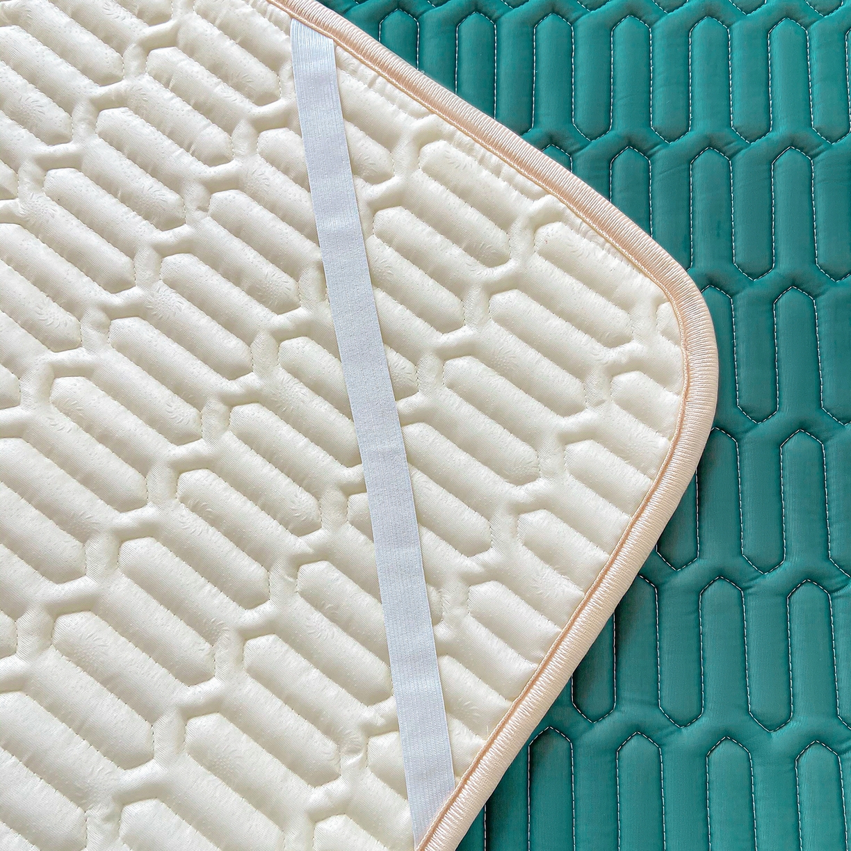 91家纺网 家纺一手货源 找家纺 奇丝雅 026新款夏季A类乳胶凉席冰丝席冰丝凉席学生宿舍单人席子软可机洗凉席-学生床 墨绿