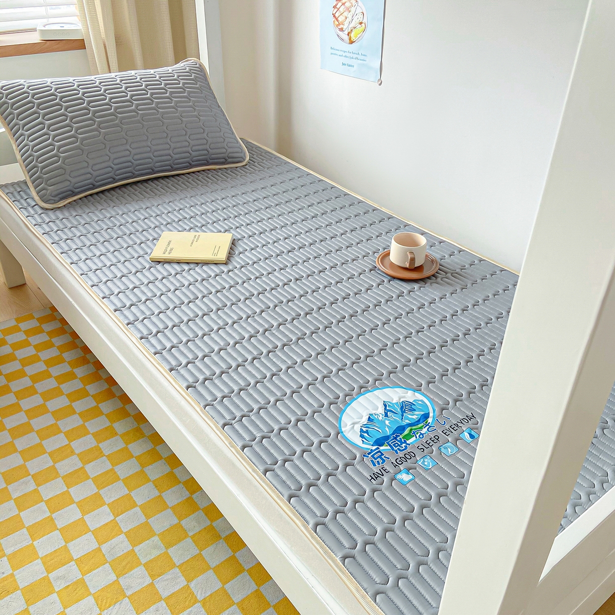 91家纺网 家纺一手货源 找家纺 奇丝雅 026新款夏季A类乳胶凉席冰丝席冰丝凉席学生宿舍单人席子软可机洗凉席-学生床 银灰